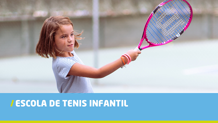 Escola de tenis infantil