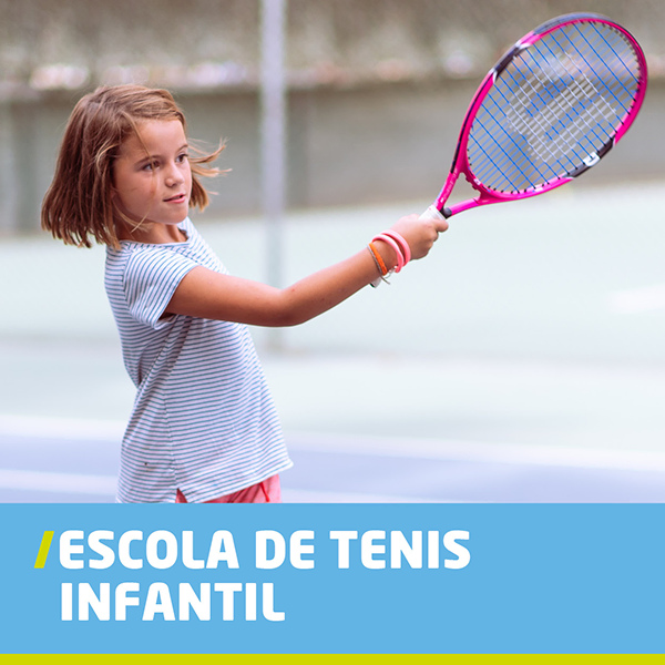 Escola de tenis infantil